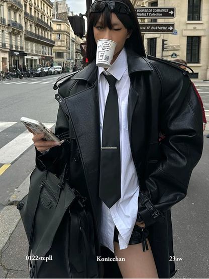 Amora Noir | Trench Coat